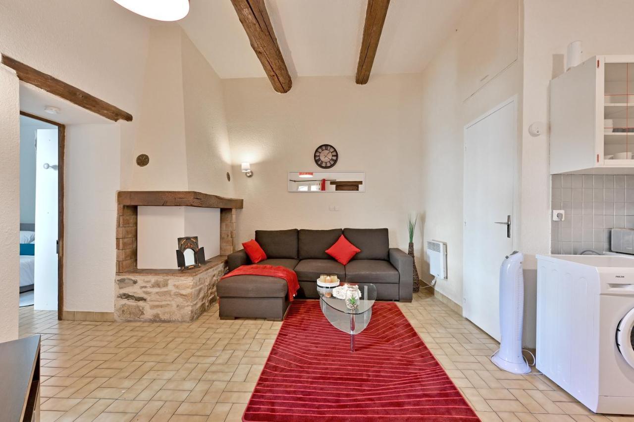 Appartement Au Calme En Plein Centre-Ville Nimes Exterior photo
